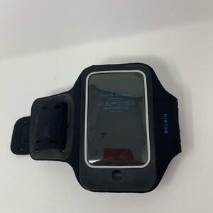 Belkin Black Dual Fit Armband